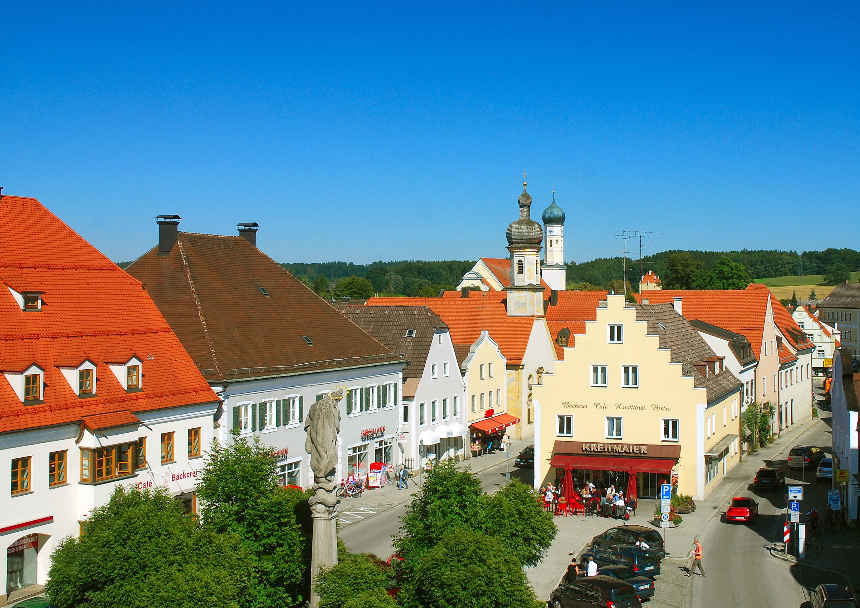 Grafing Marktplatz Leider haben wir keinen Alternativtext zu diesem Bild, aber wir arbeiten daran.
